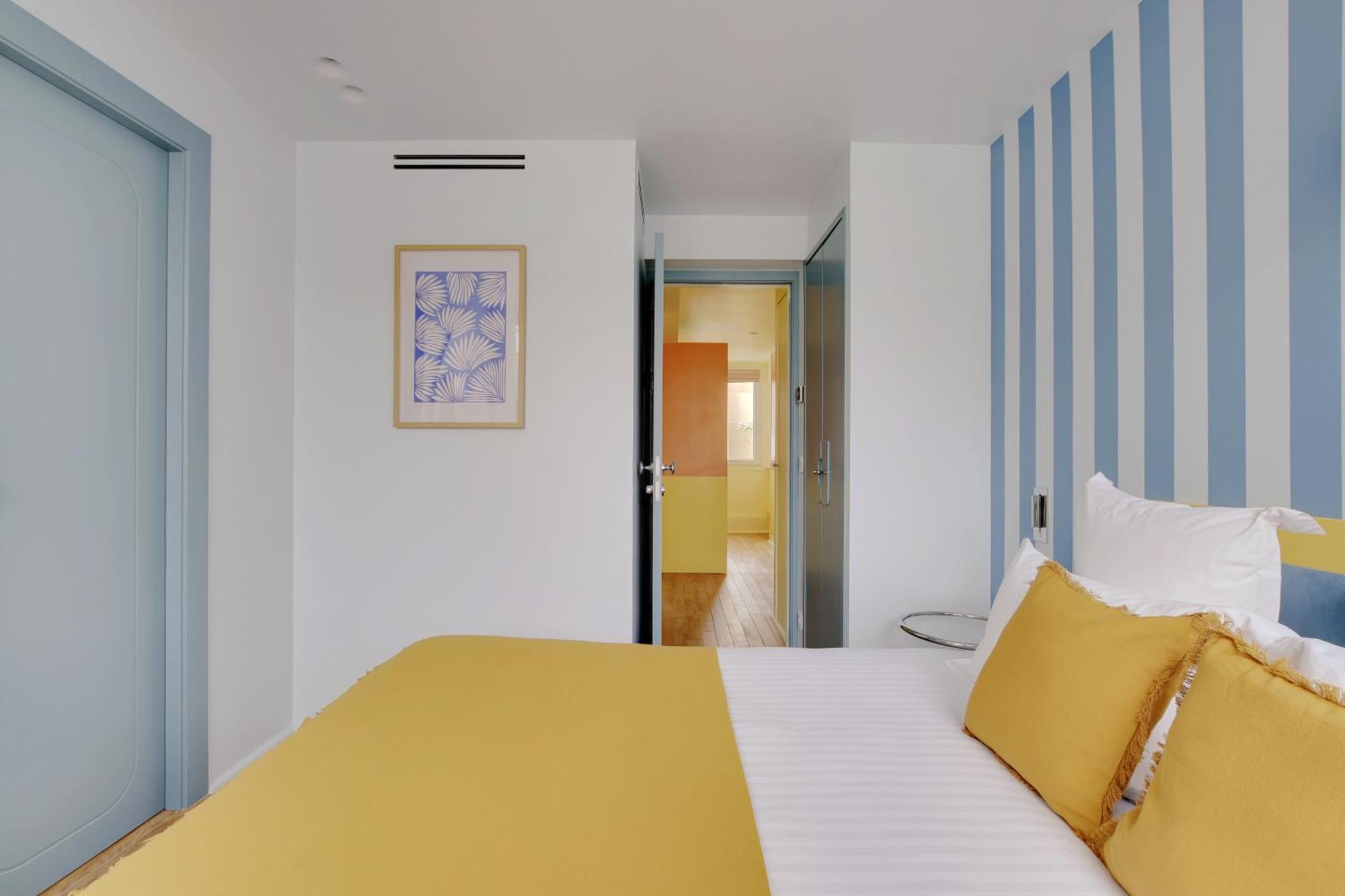 Collection - Serviced Champs-elysees - Rue De Ponthieu Apartment *