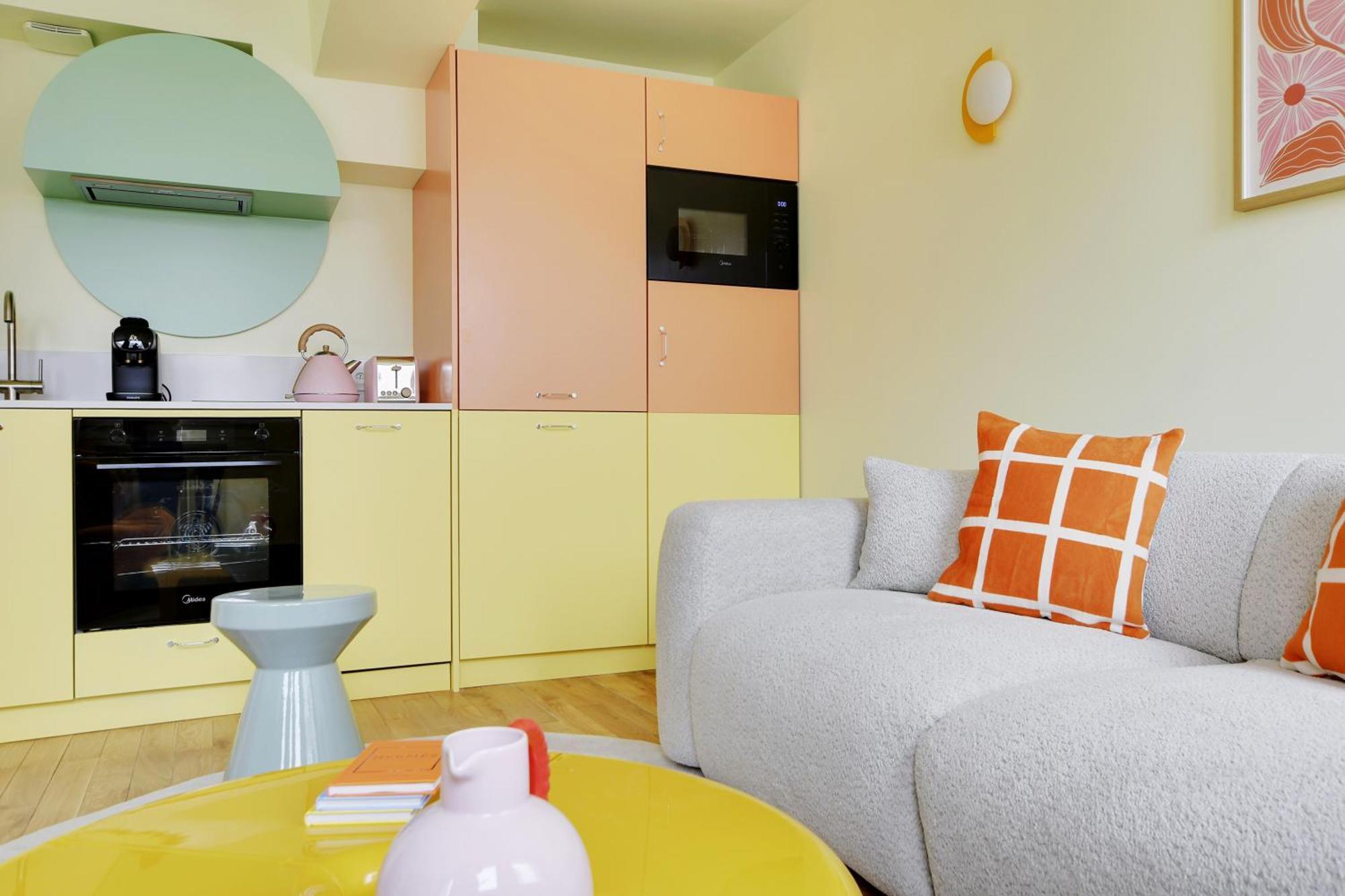Collection - Serviced Champs-elysees - Rue De Ponthieu Apartment *