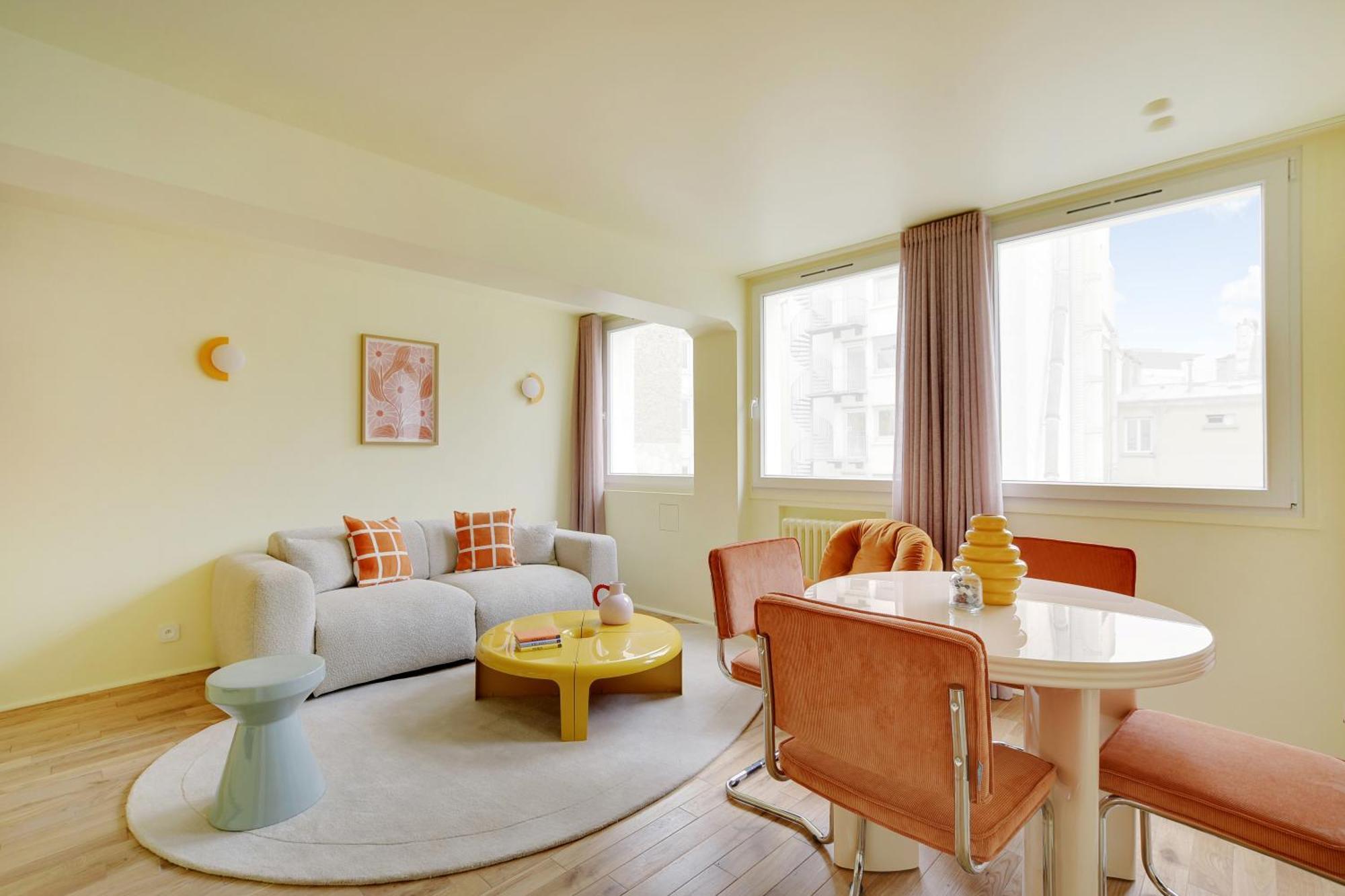 Collection - Serviced Champs-elysees - Rue De Ponthieu Apartment *