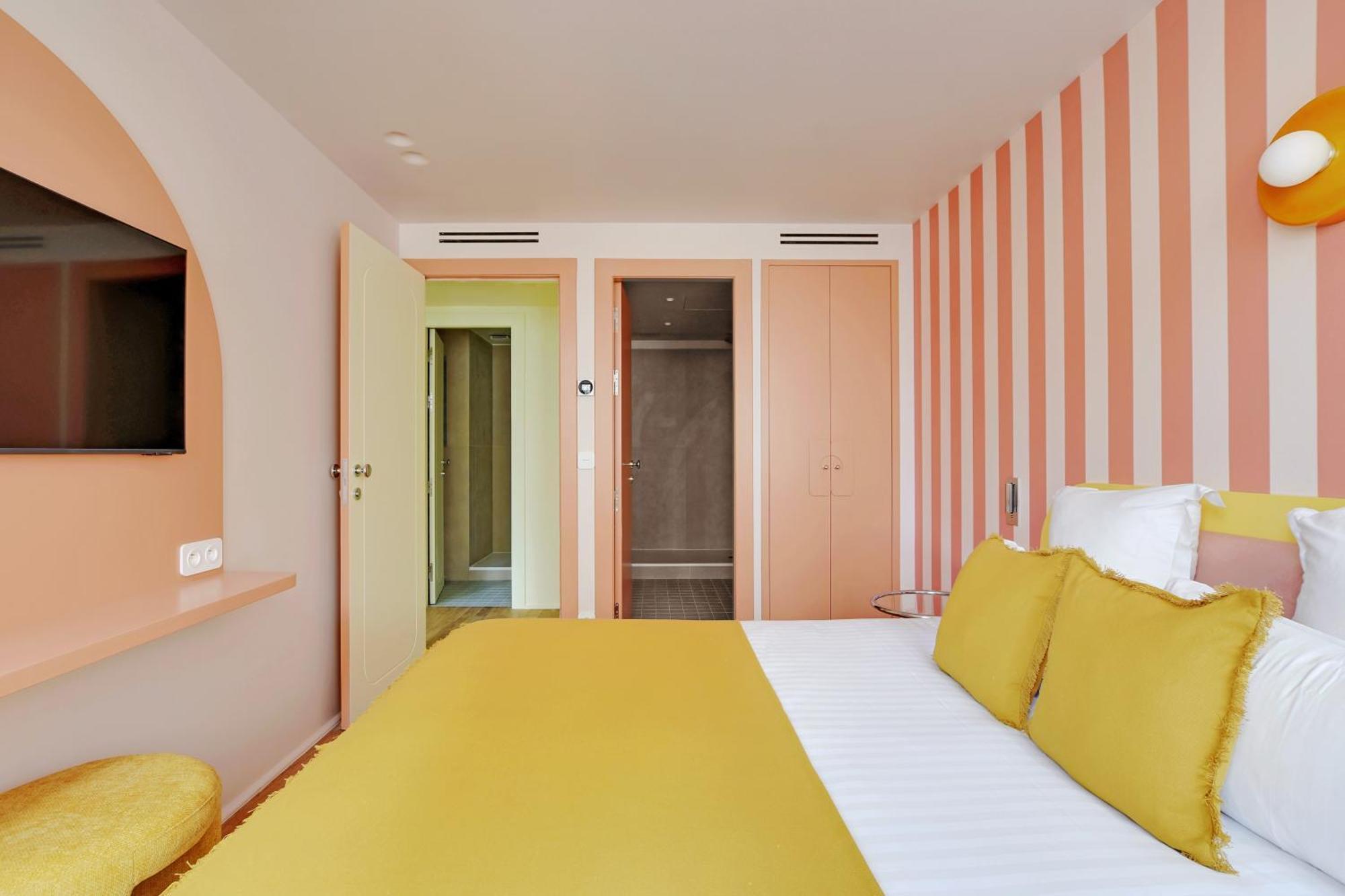 Collection - Serviced Champs-elysees - Rue De Ponthieu Apartment *