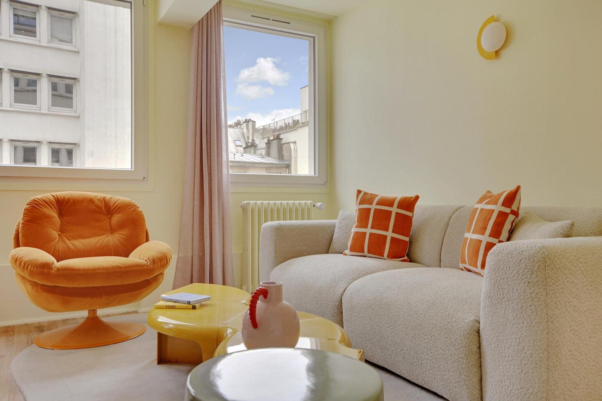 Collection - Serviced Champs-elysees - Rue De Ponthieu Apartment